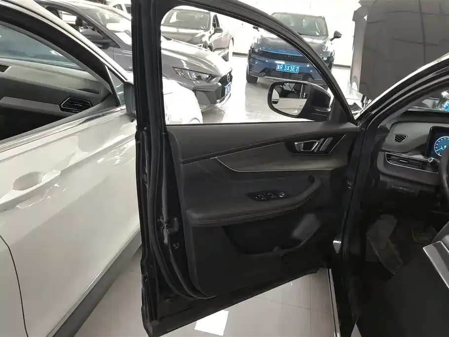 Chery Tiggo 8 PLUS — фото 9