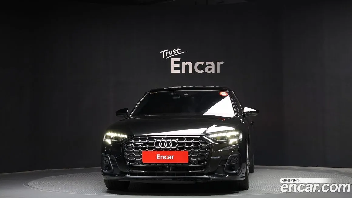 Audi A8 — фото 10