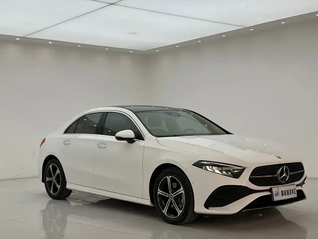 Mercedes-Benz A-Class — фото 7