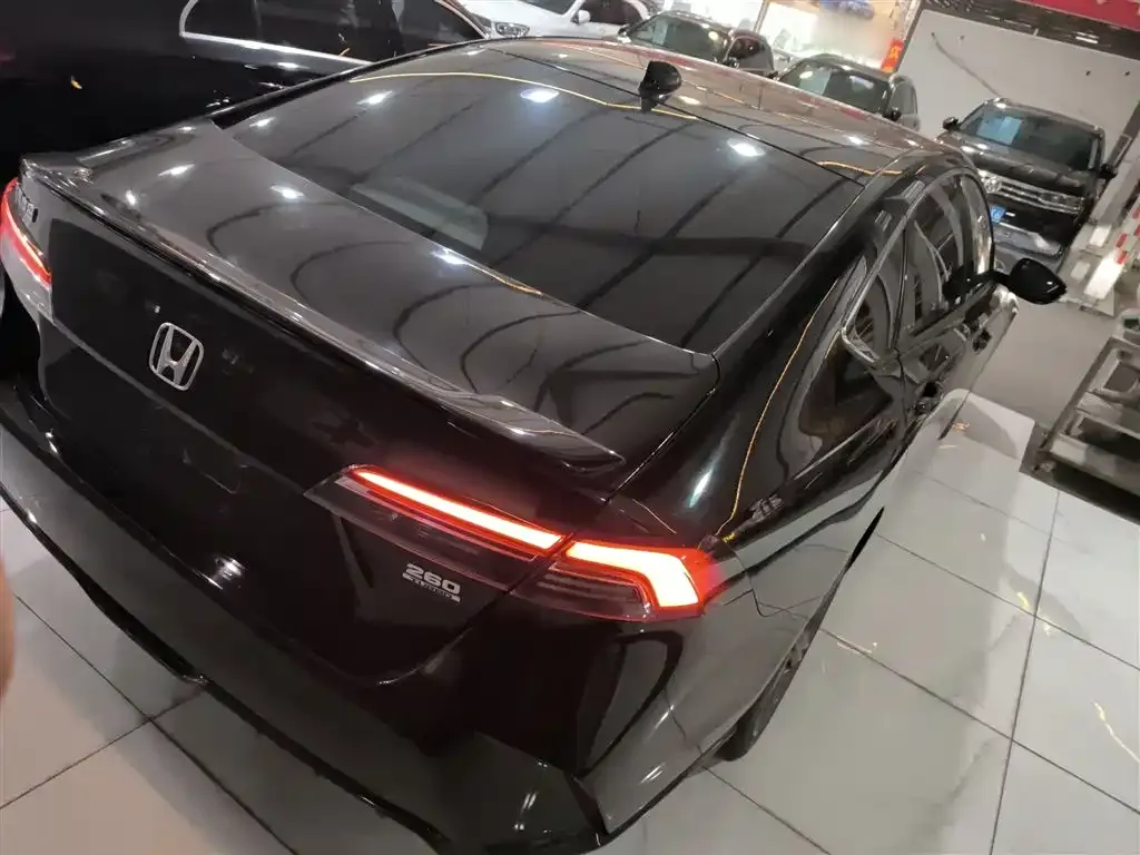 Honda Inspire — фото 10