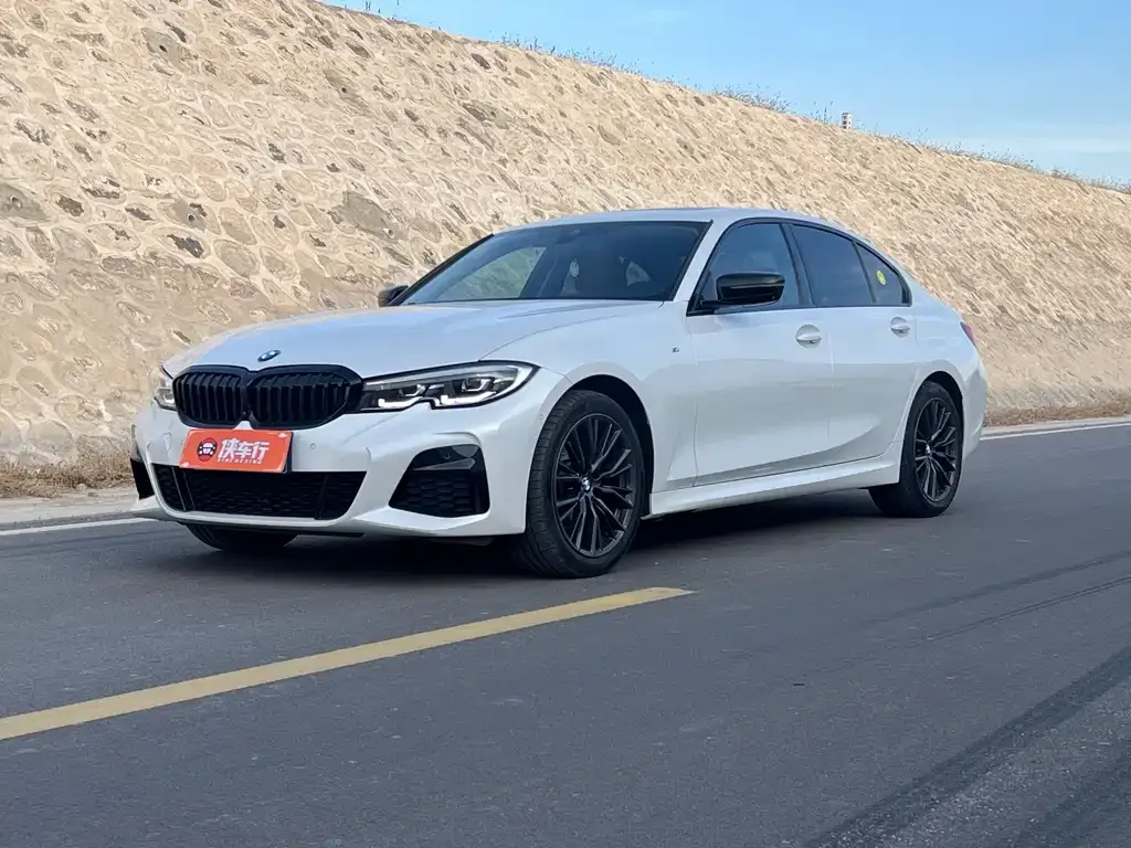 BMW 3 Series — фото 1