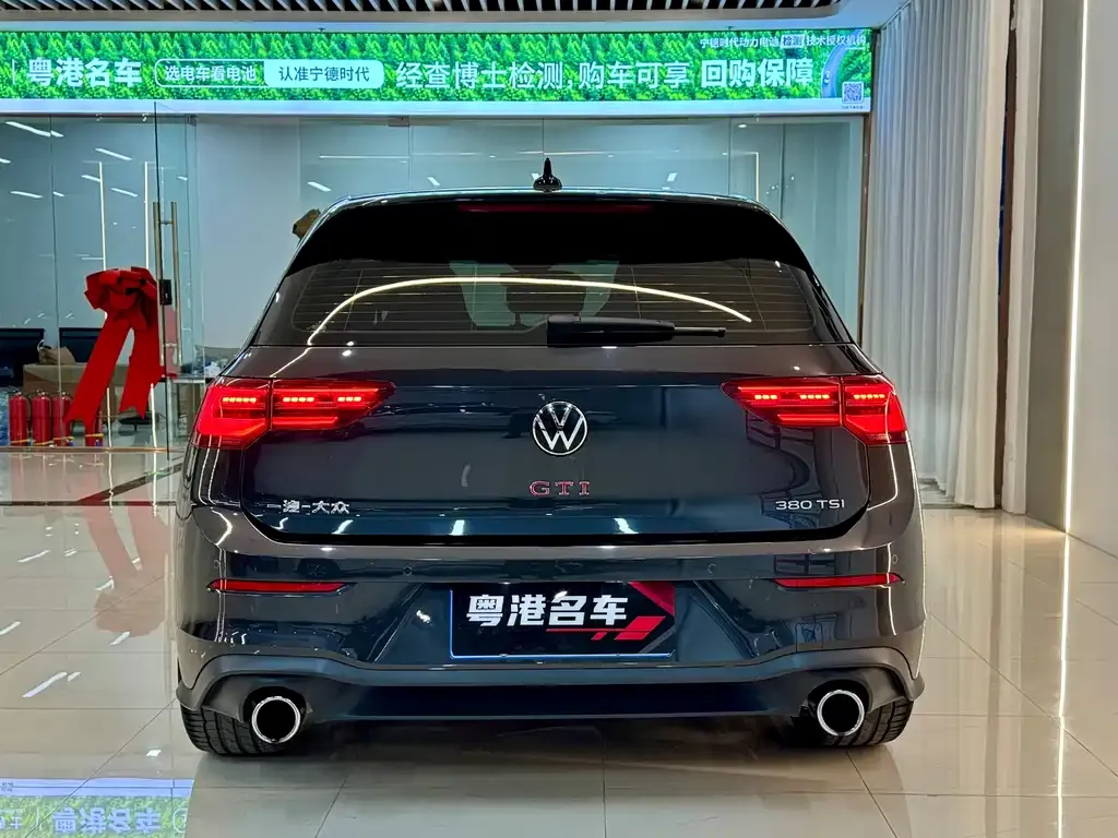 Volkswagen Golf GTI — фото 5
