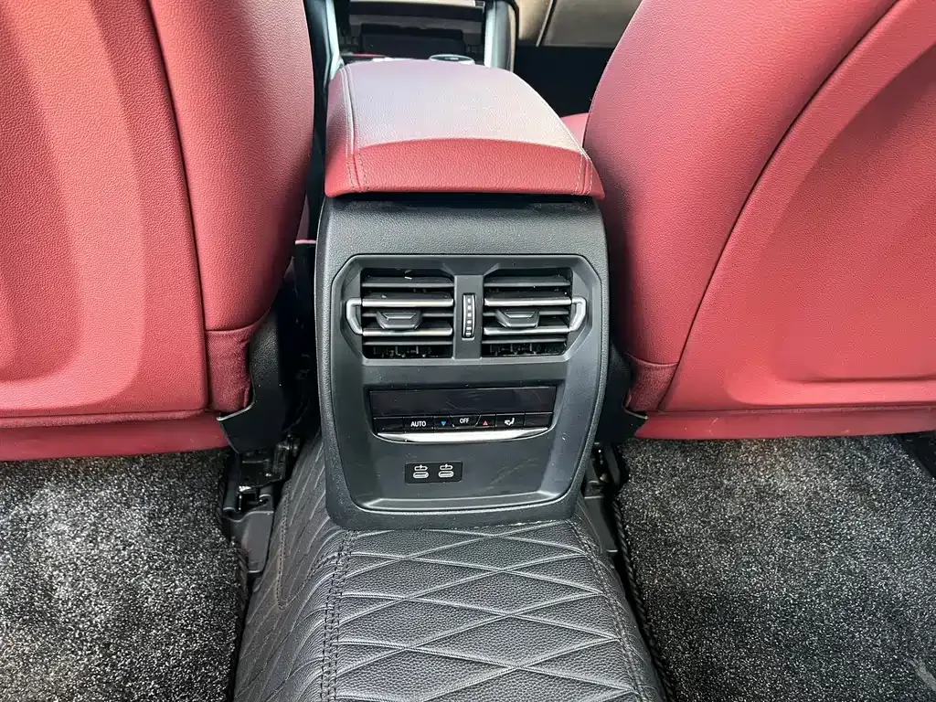 BMW i3 — фото 10