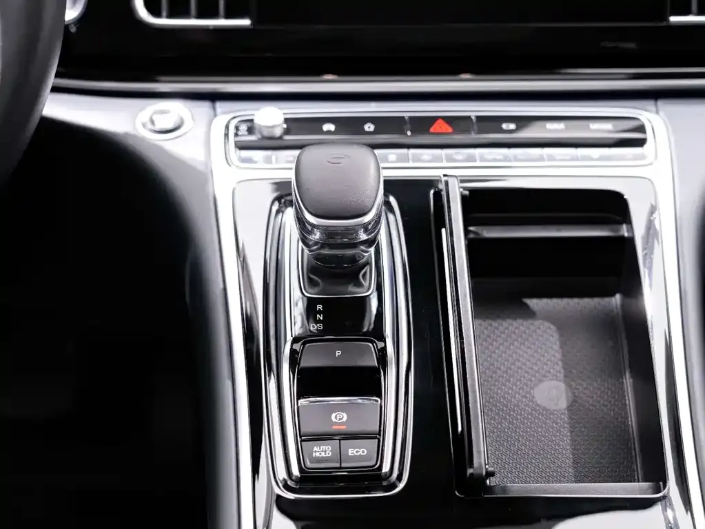GAC Motor Trumpchi M8 — фото 9