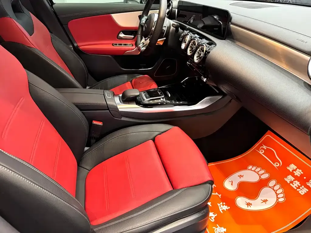 Mercedes-Benz A-Class AMG — фото 10