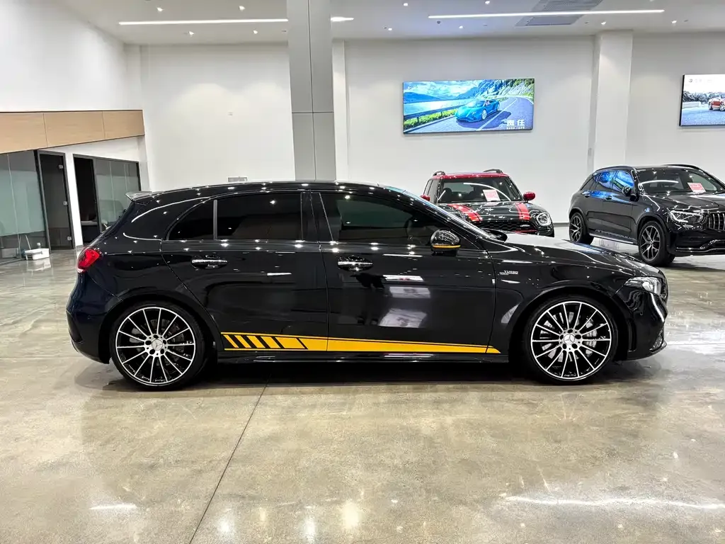 Mercedes-Benz A-Class AMG — фото 4
