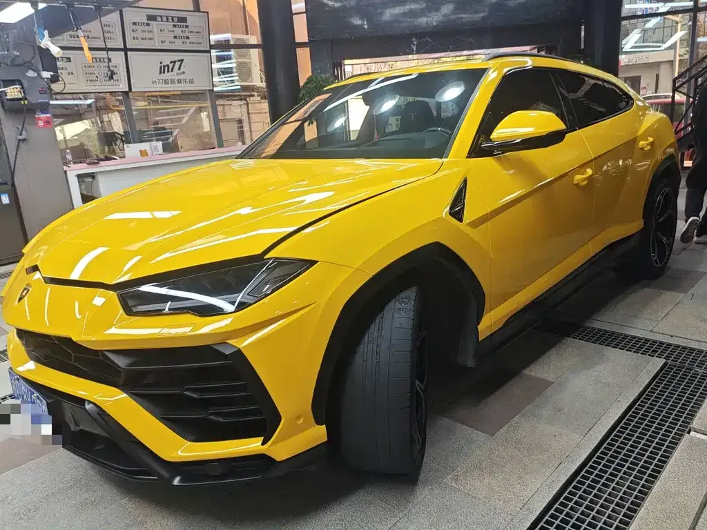 Lamborghini Urus — фото 5