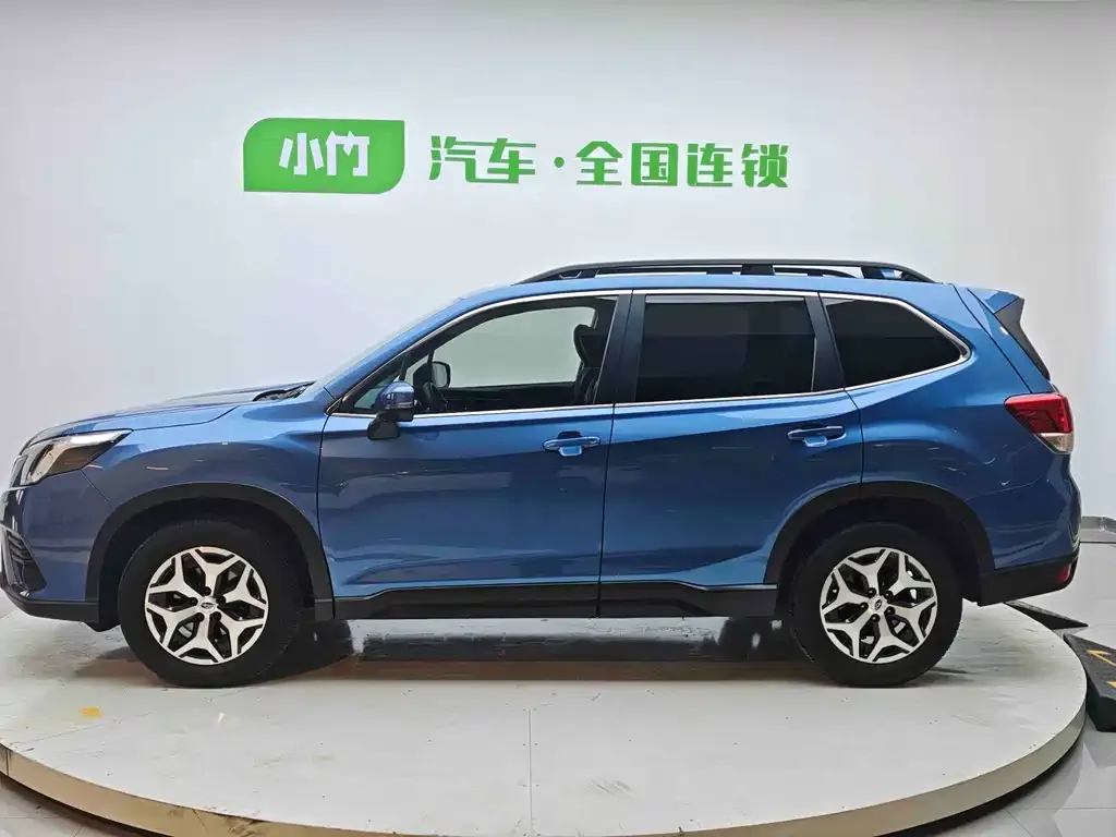 Subaru Forester — фото 7