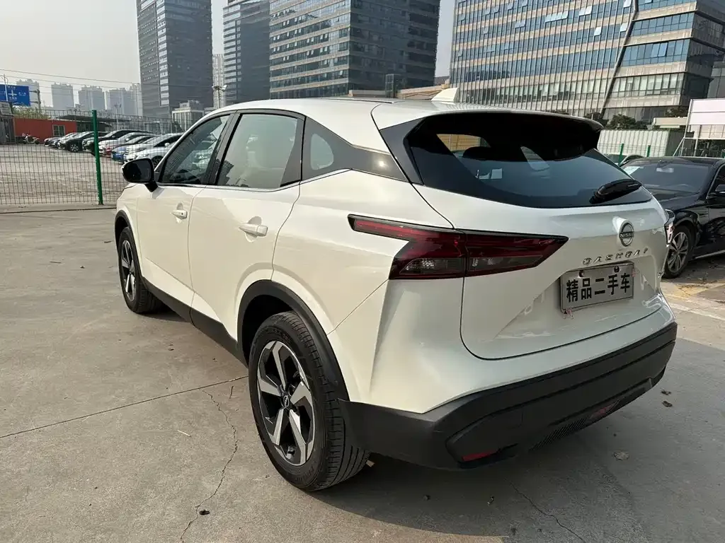 Nissan Qashqai — фото 5