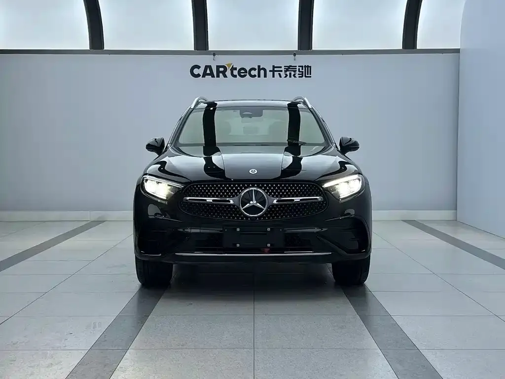 Mercedes-Benz GLC — фото 1