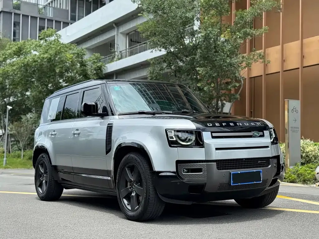 Land Rover Defender — фото 9