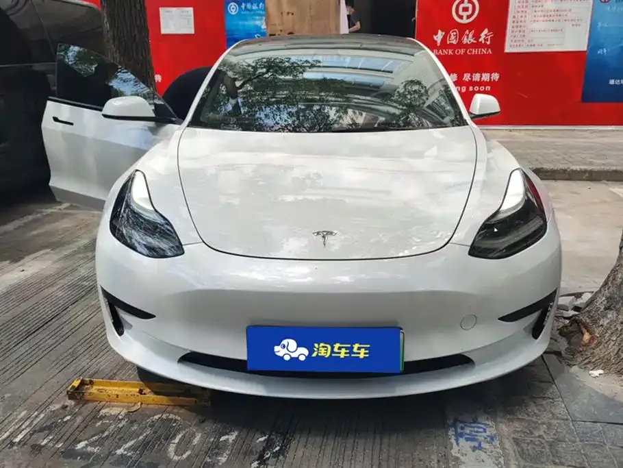 Tesla Model 3 — фото 6