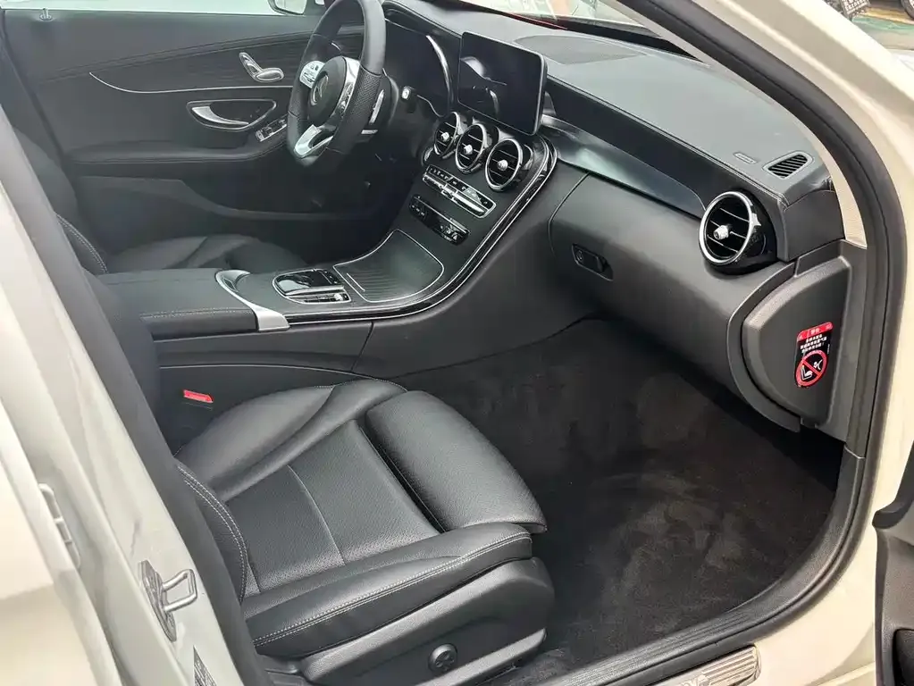 Mercedes-Benz C-Class — фото 7