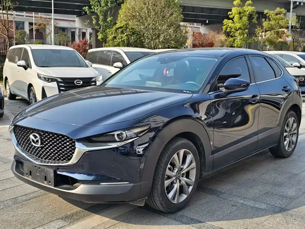 Mazda CX-30 — фото 1