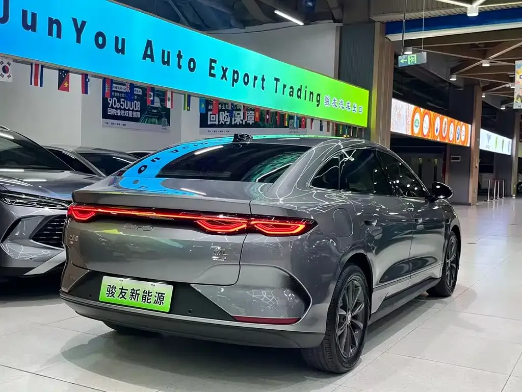 BYD Qin L — фото 2