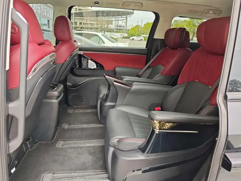 GAC Motor Trumpchi E9 — фото 6