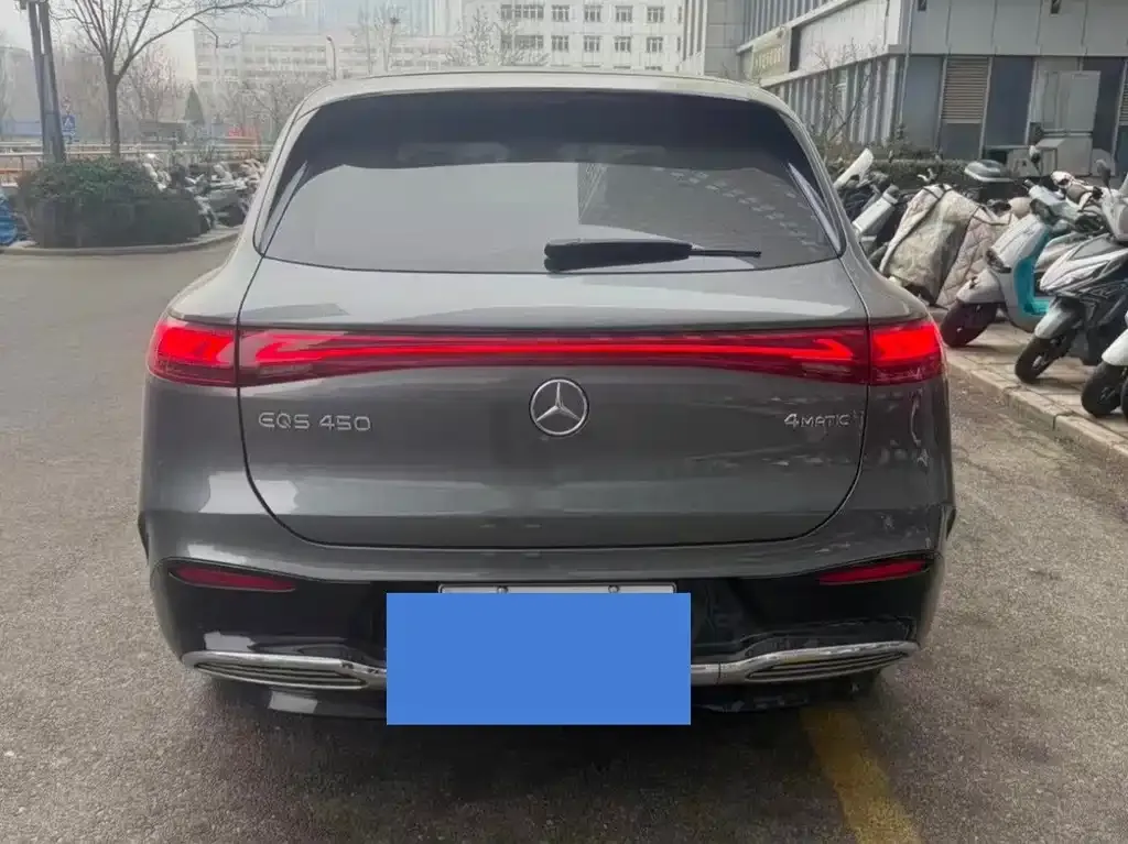 Mercedes-Benz EQS SUV — фото 8