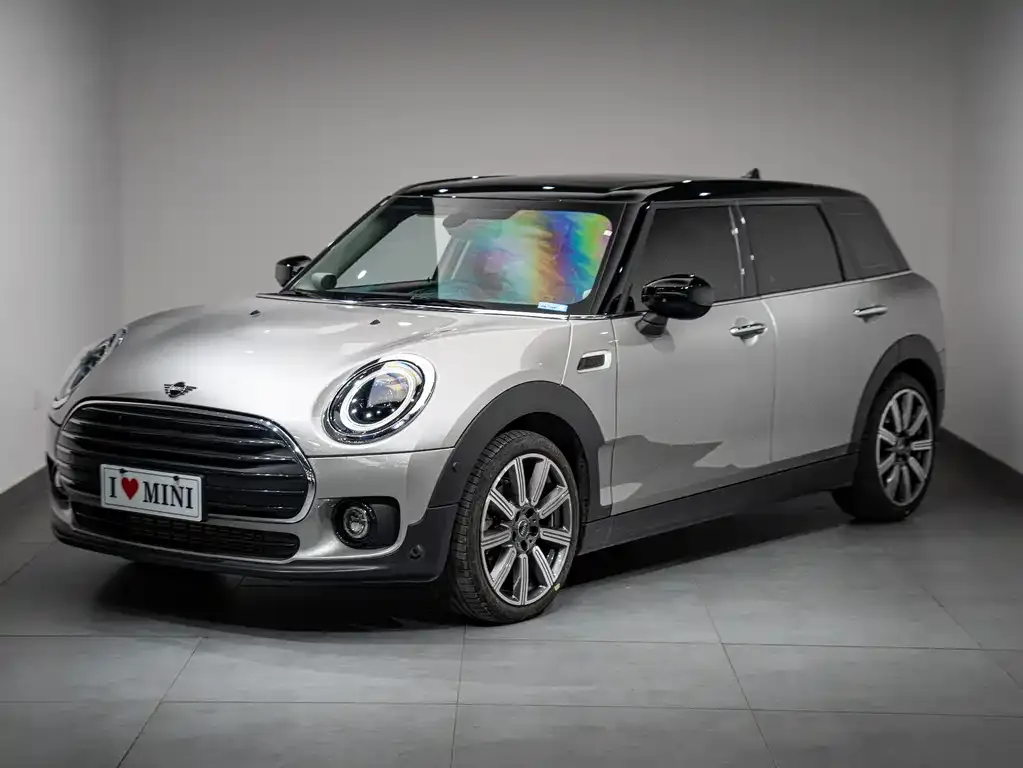 MINI Clubman — фото 1