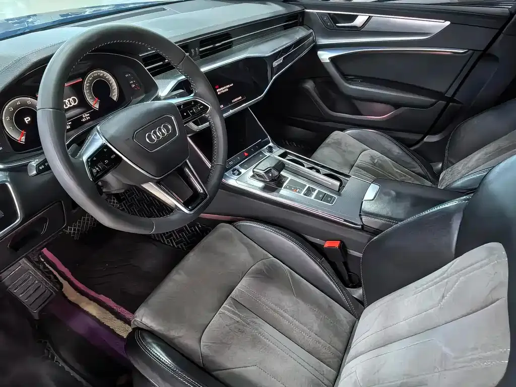 Audi A6L — фото 7