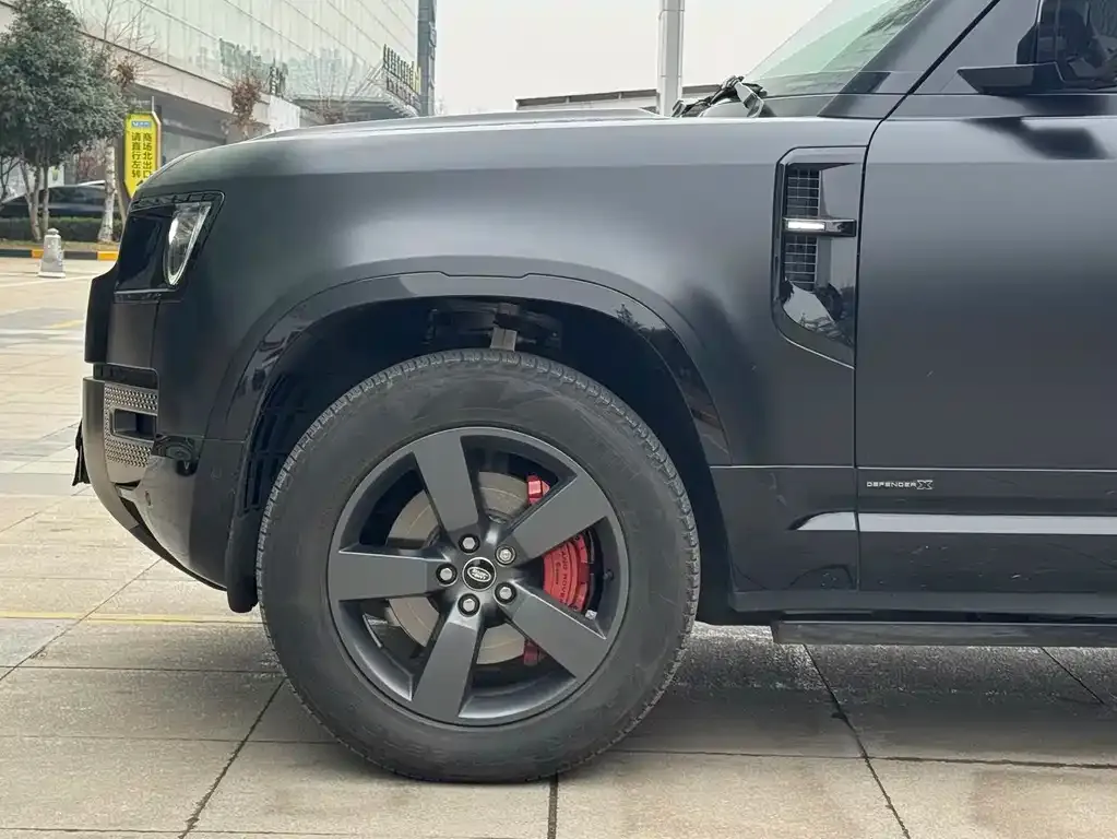 Land Rover Defender — фото 5