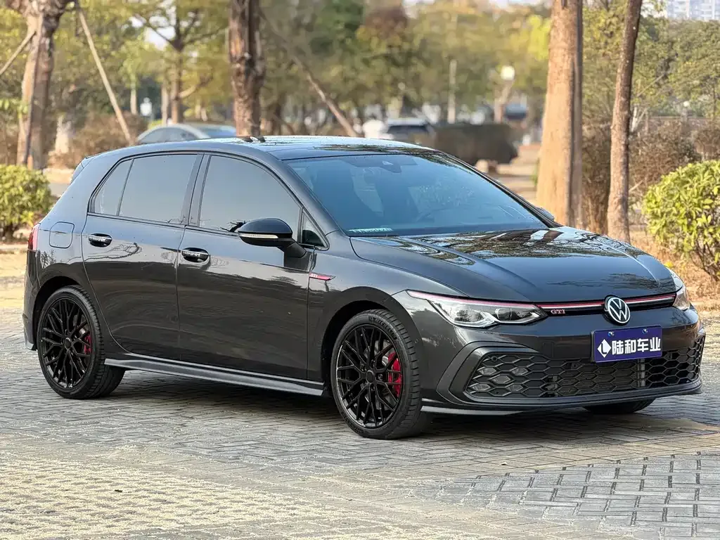 Volkswagen Golf GTI — фото 4