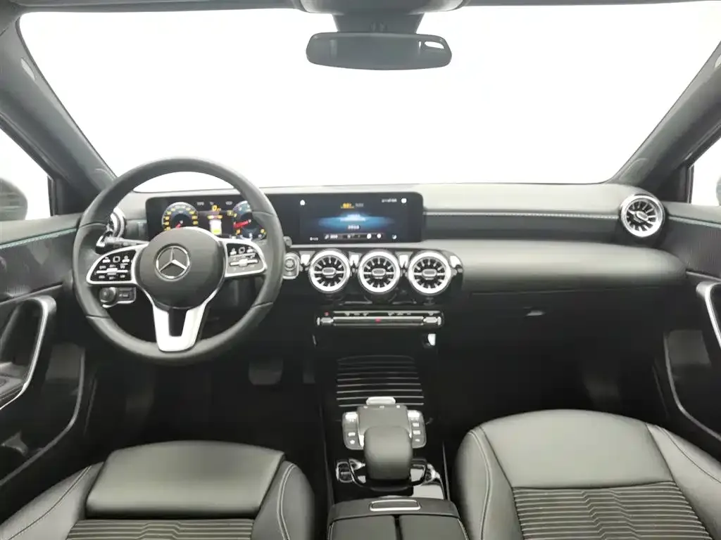 Mercedes-Benz A-Class (Import) — фото 3