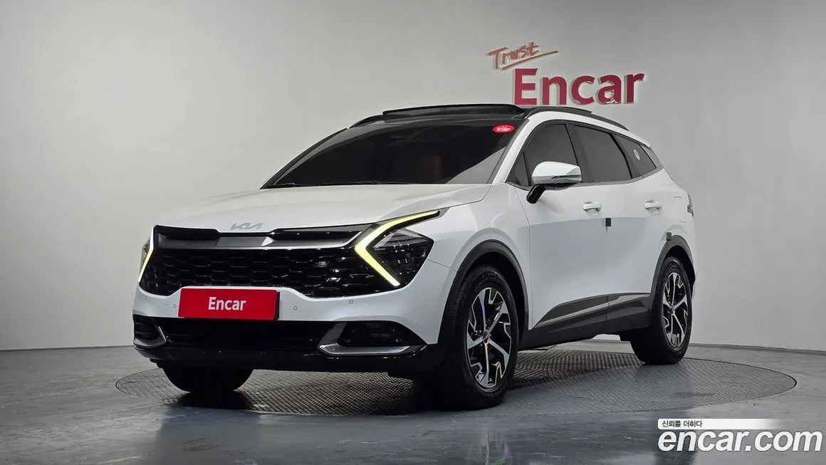 Kia Sportage — фото 1