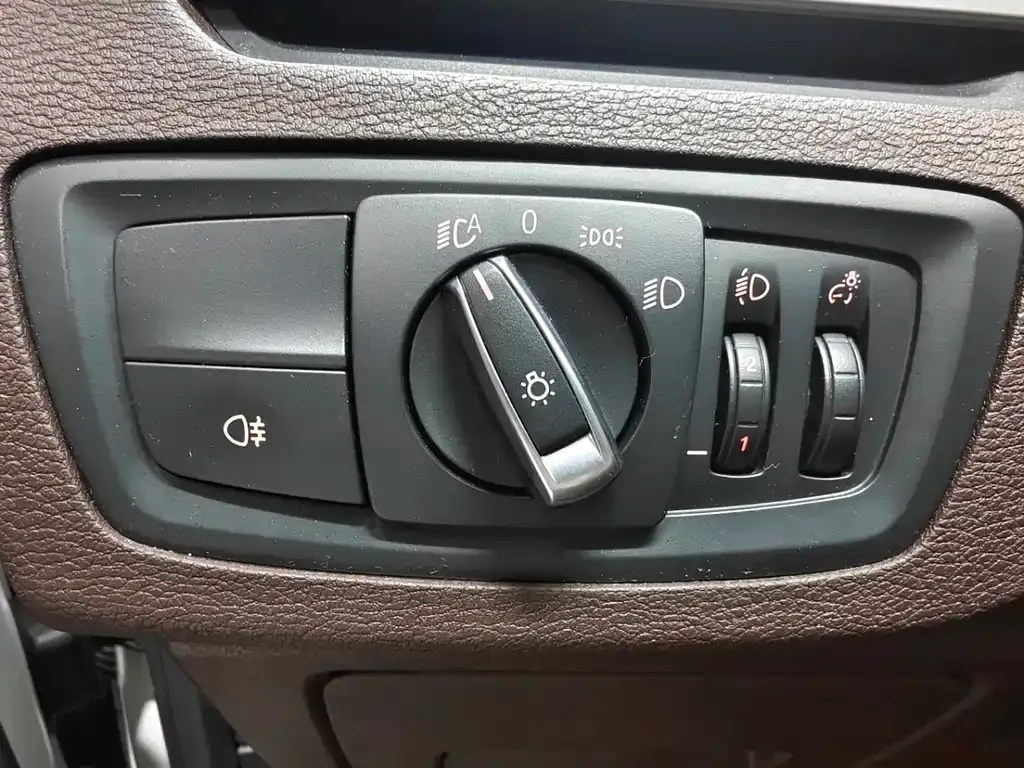 BMW X1 — фото 10