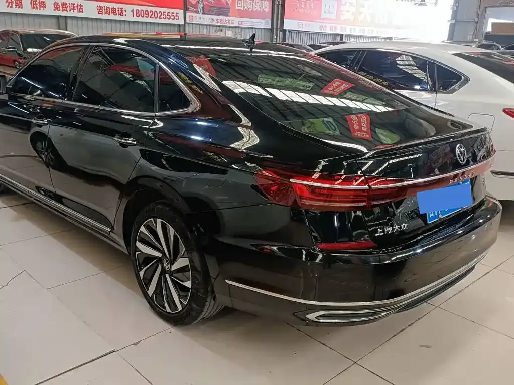 Volkswagen Passat — фото 8