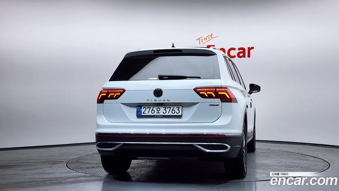 Volkswagen Tiguan — фото 2