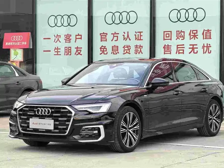 Audi A6L — фото 1