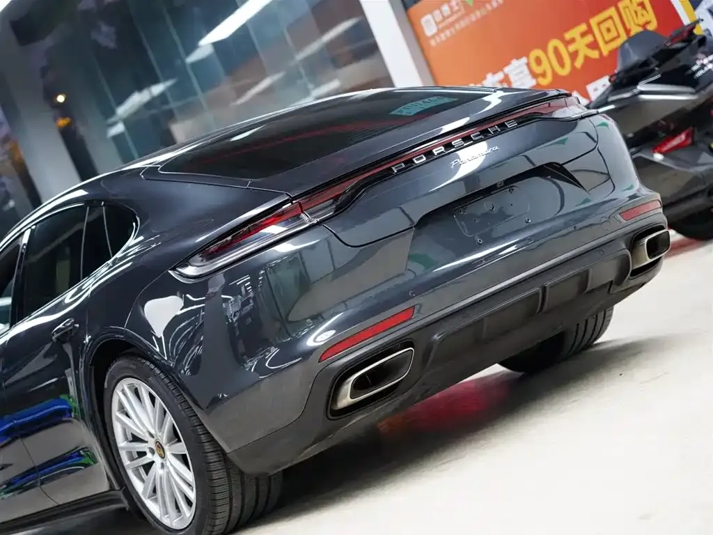 Porsche Panamera — фото 2