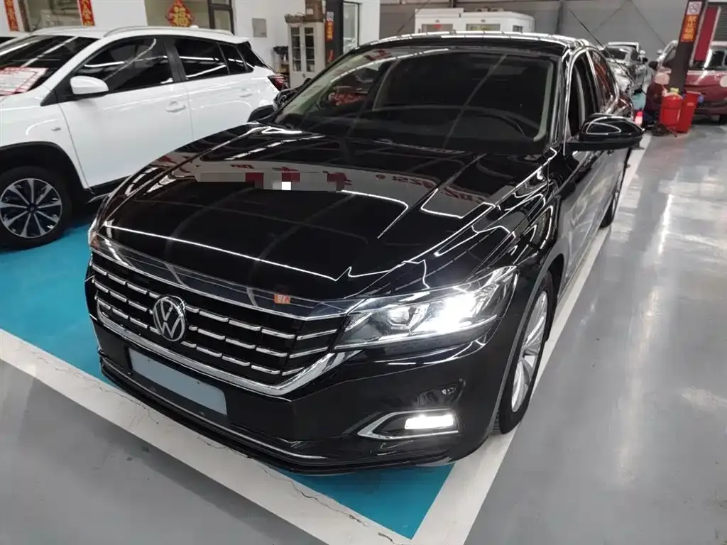 Volkswagen Passat — фото 3