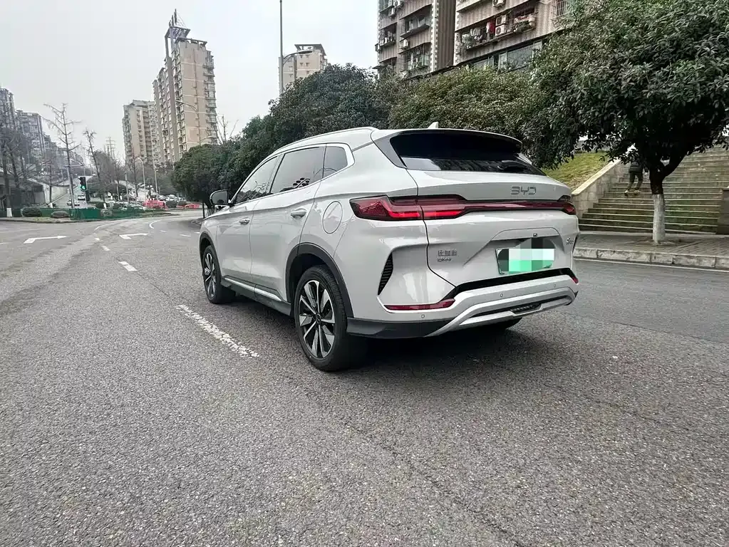 BYD PLUS New Energy — фото 4