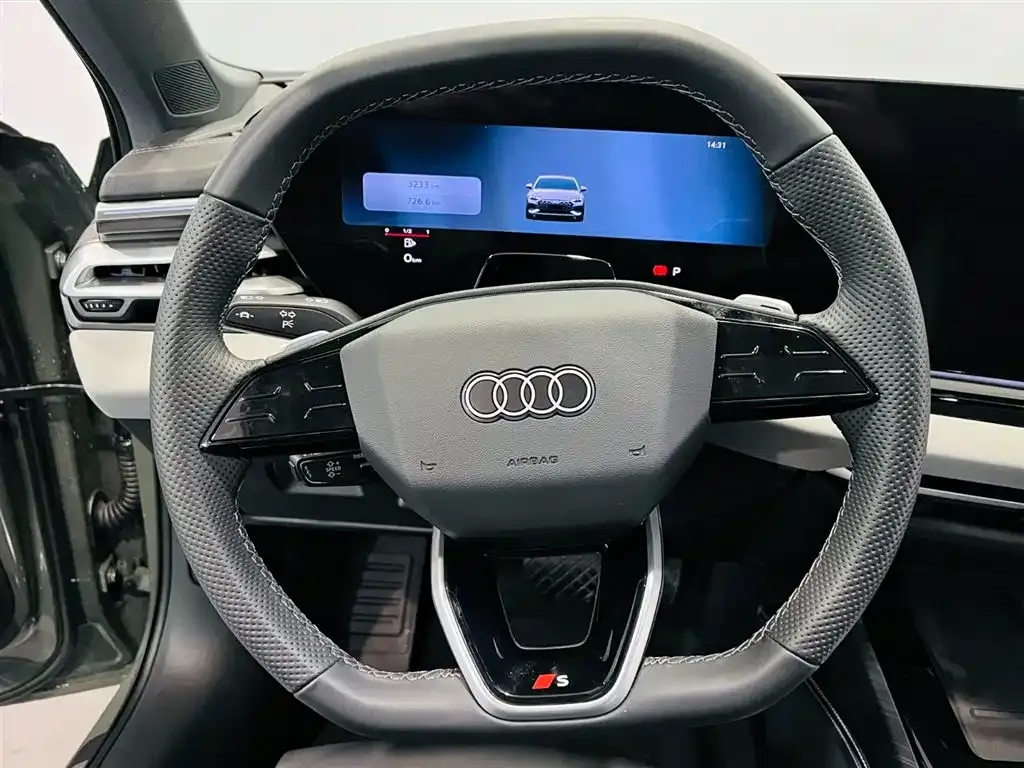 Audi A5L — фото 9