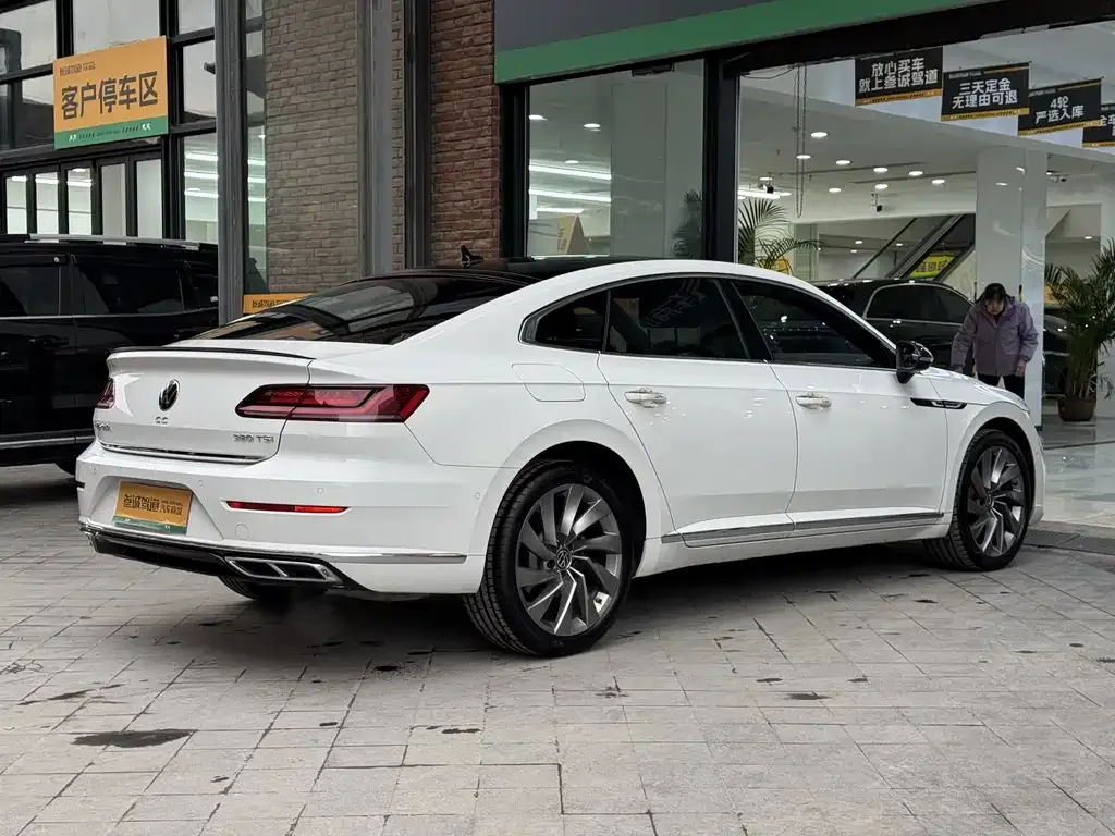 Volkswagen CC — фото 7