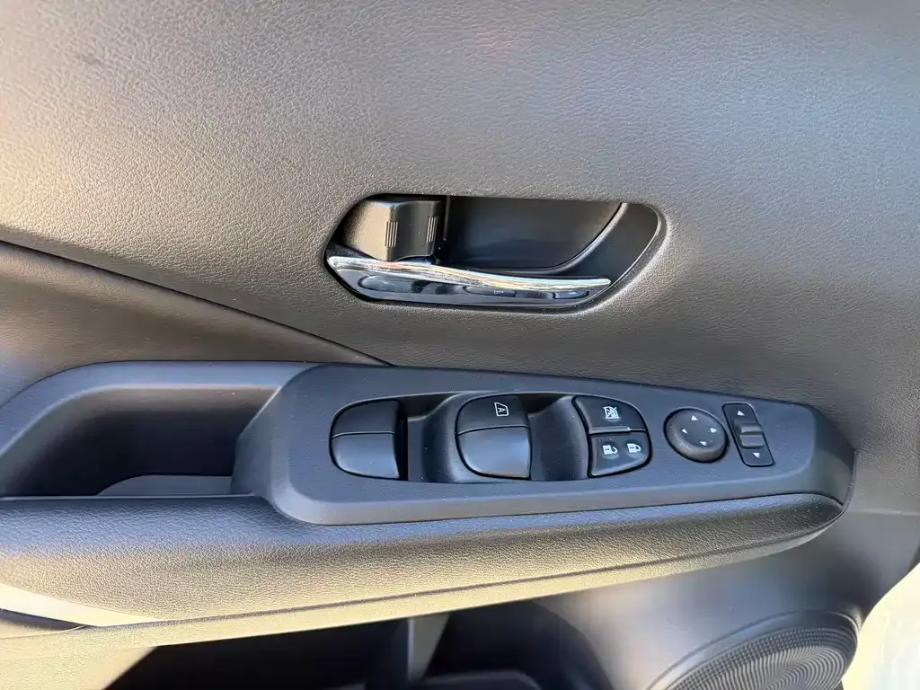 Nissan Kicks — фото 8