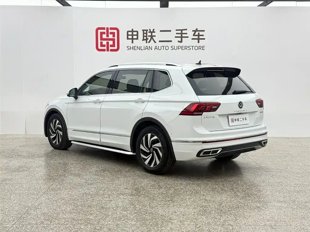Volkswagen Tiguan L — фото 9