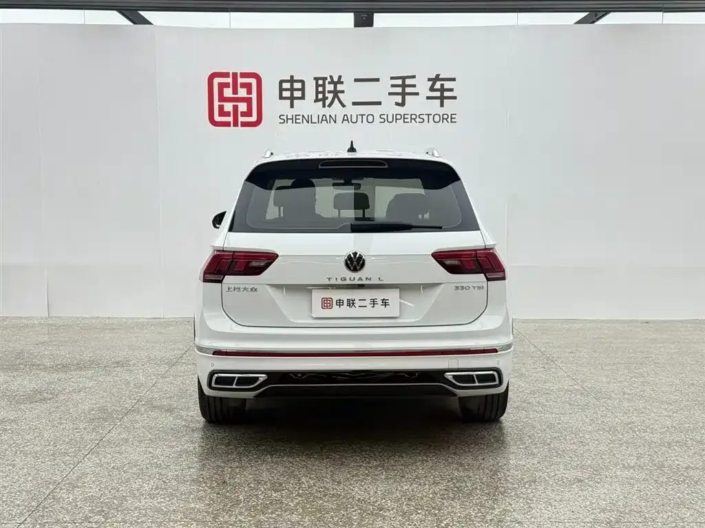 Volkswagen Tiguan L — фото 10