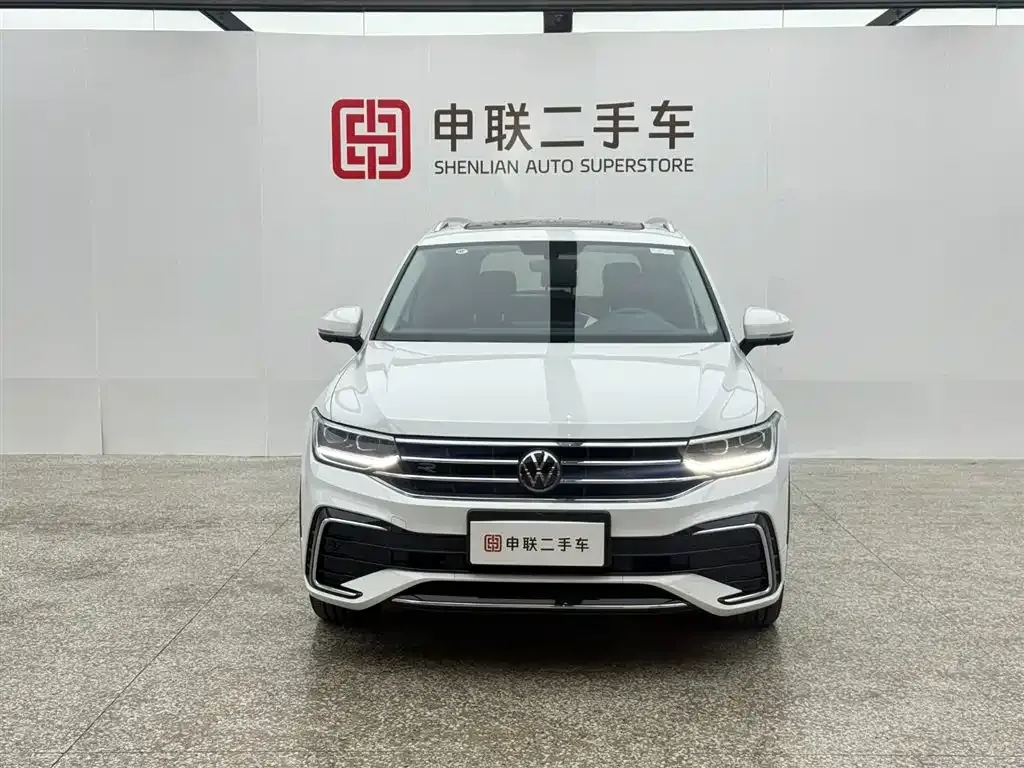 Volkswagen Tiguan L — фото 7