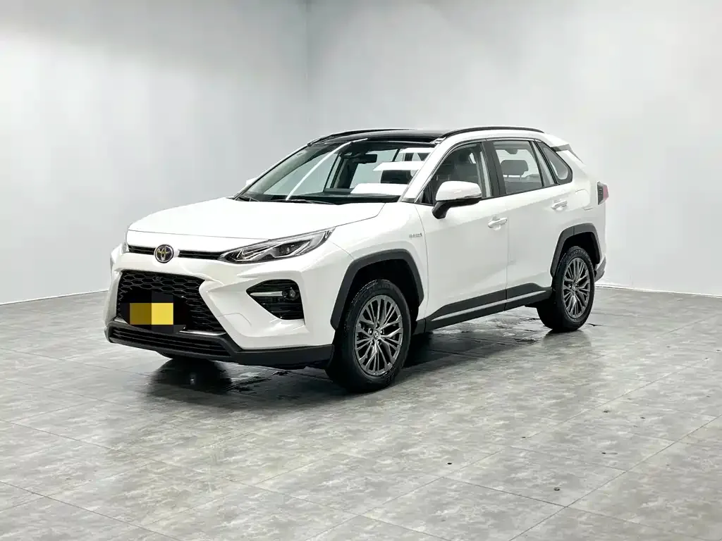 Toyota Wildlander — фото 1