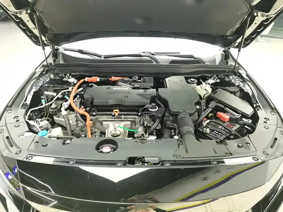 Honda Accord — фото 6