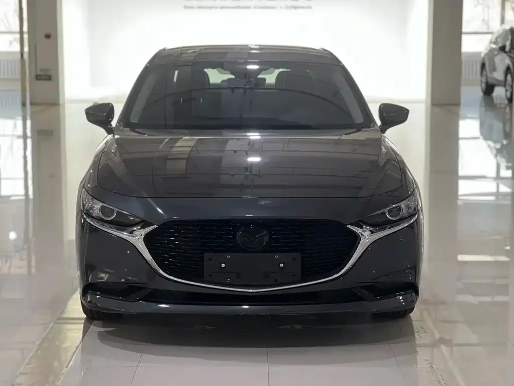 Mazda 3 Axela — фото 2