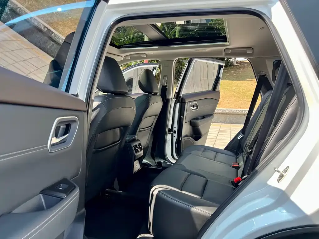 Nissan X-Trail — фото 2