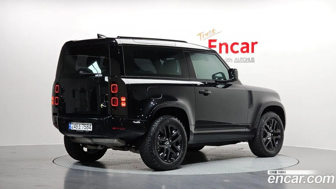Land Rover Defender — фото 2