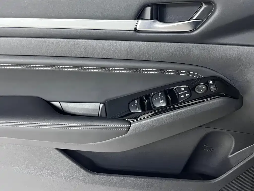 Nissan Teana — фото 10