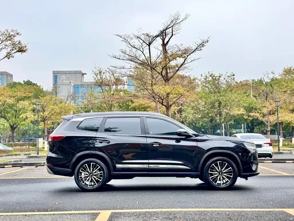 Chery Tiggo 8 PRO — фото 10