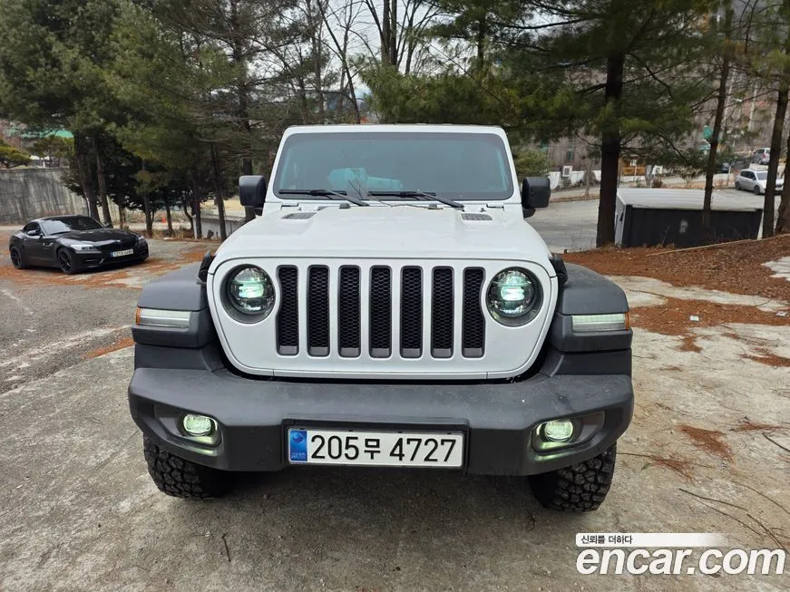 Jeep Wrangler — фото 2