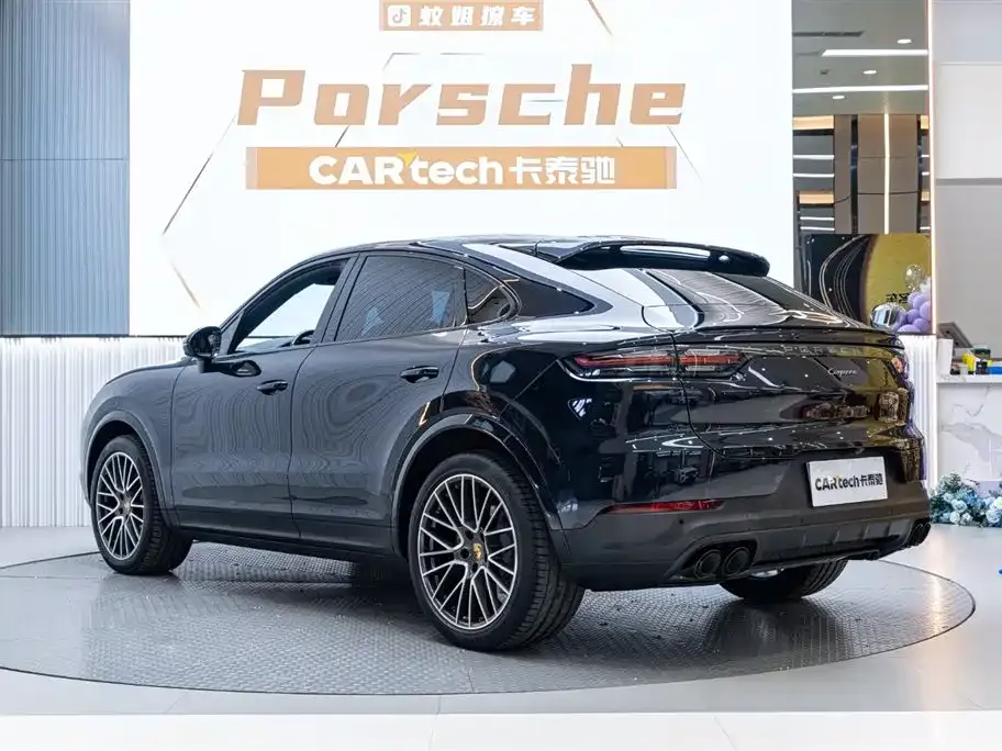 Porsche Cayenne — фото 6