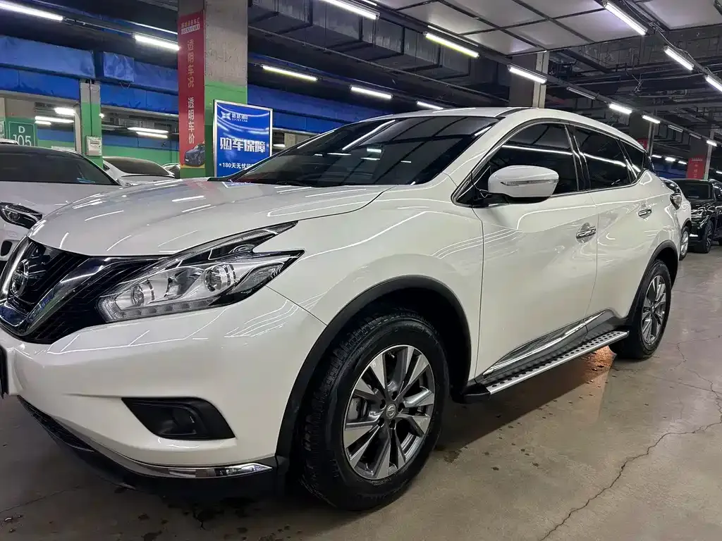 Nissan Murano — фото 1